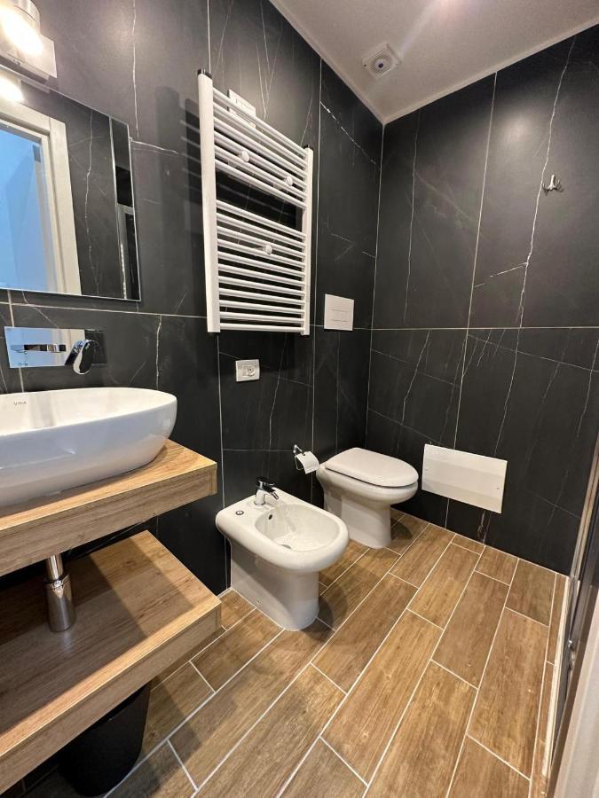 San Ferdinando Suite Room Napoli Exterior foto